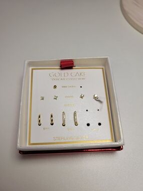 Gold Cake Delicate Collection Gold and Crystal Earring Set